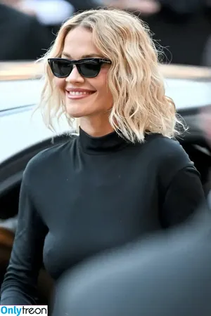 Rita Ora / ritaora / ritaoraeu nude photo #7716