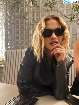 Rita Ora / ritaora / ritaoraeu nude photo #7729