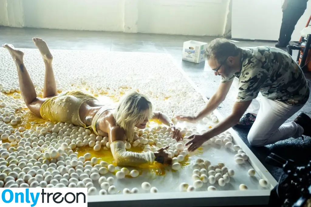 Rita Ora nude photo #7697 (ritaora / ritaoraeu)