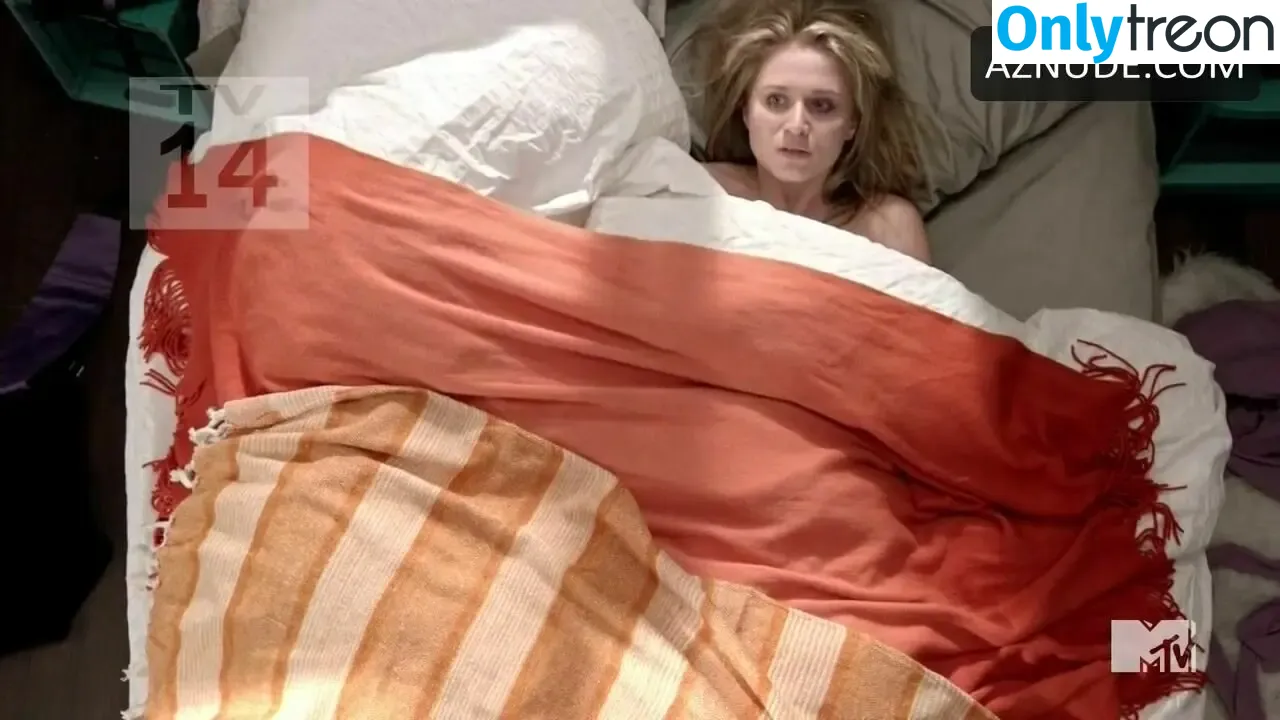 Rita Volk nude photo #0162 (itsmeritavolk)