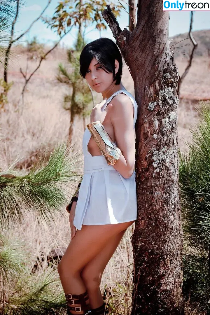 Rizzyun голая photo #0014 (RachAsakawa / concretebeach / rizzyunn)