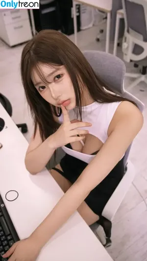 rlwndud / jju2 / rleng / rlwndud.0 nude photo #0172