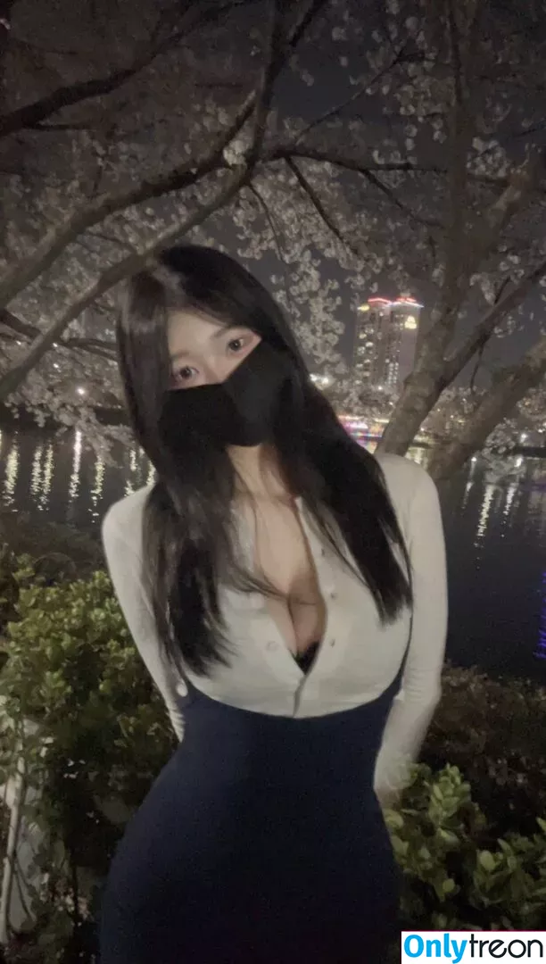 rlwndud nude photo #0022 (jju2 / rleng / rlwndud.0)