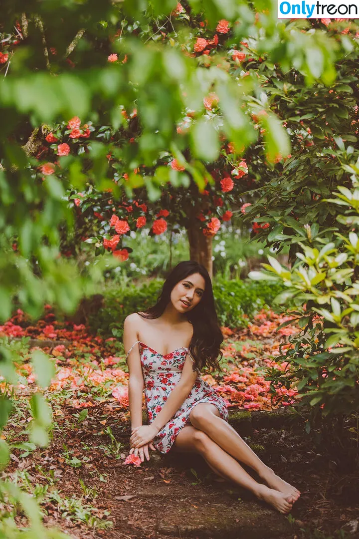 Robin Mae голая photo #0012 (Robinmae / hiirobinmae)