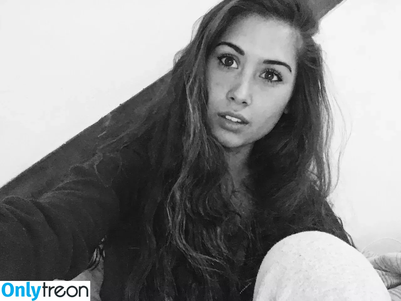 Robin Wilson голая photo #0005 (misswilson66686 / robinwilsonn)