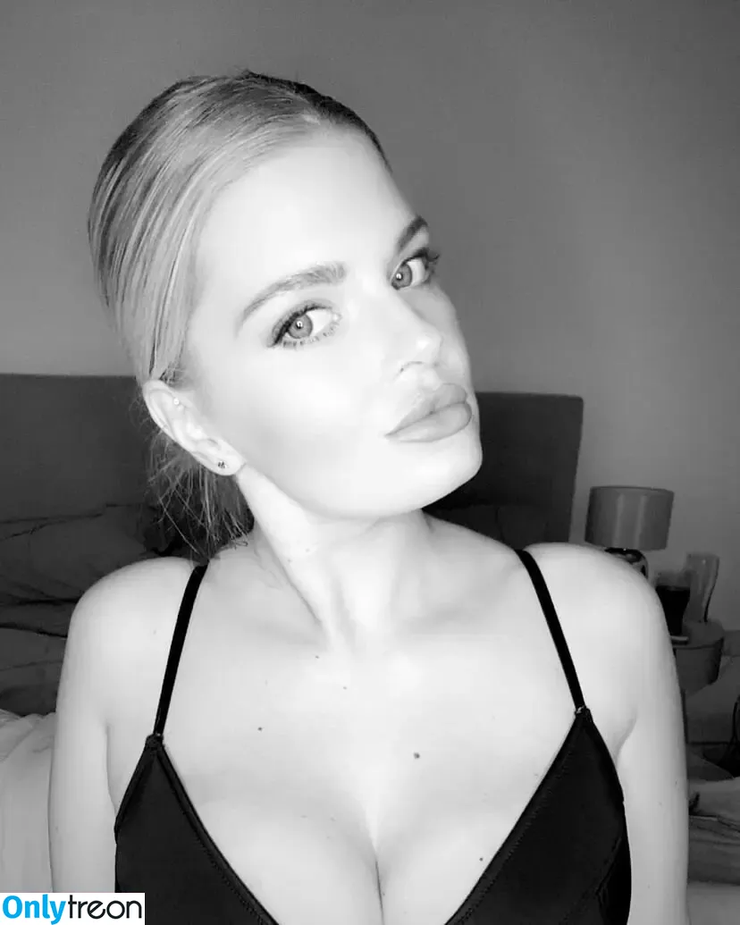 Robyn Quinn nude photo #0036 (quinnrobyn222 / robynquinn)