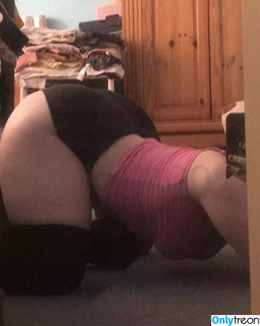 Robyn nude photo #0181 (robynsnotreal / rrr0byn / therealredrobyn)