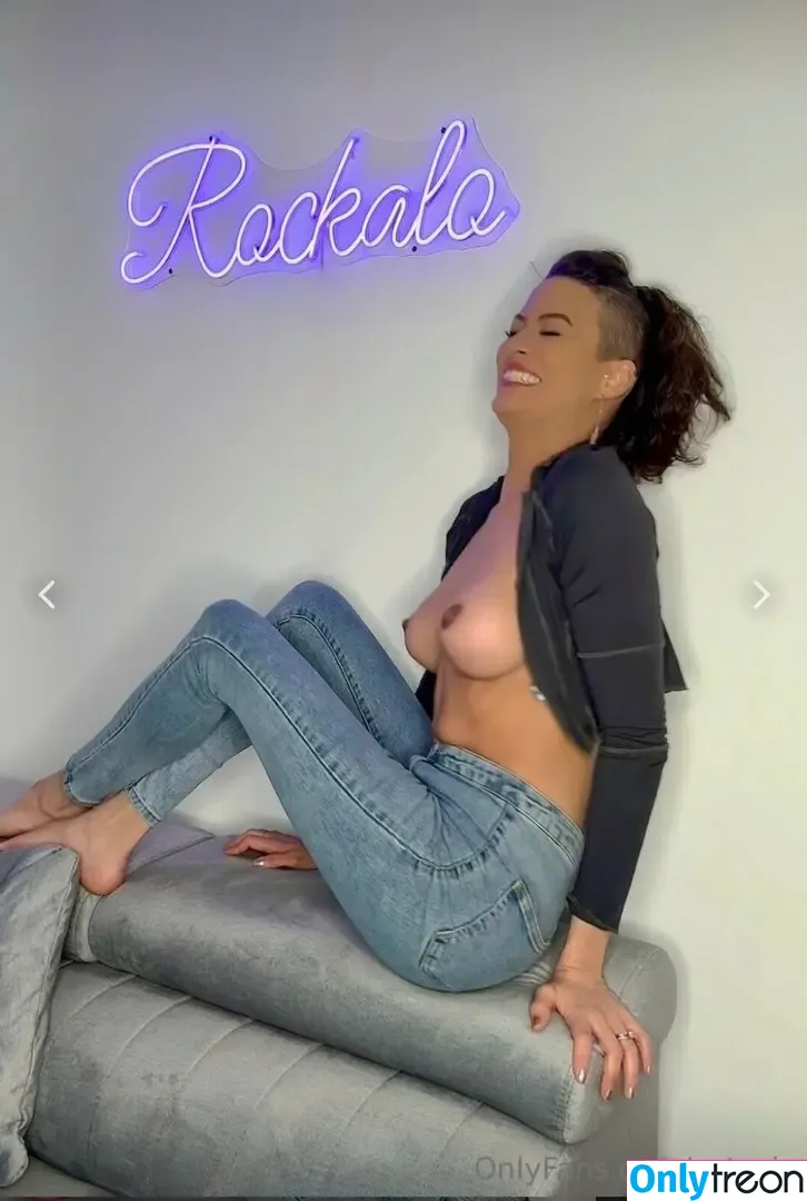 rocking_alopecia nude photo #0043 (cat_nip)