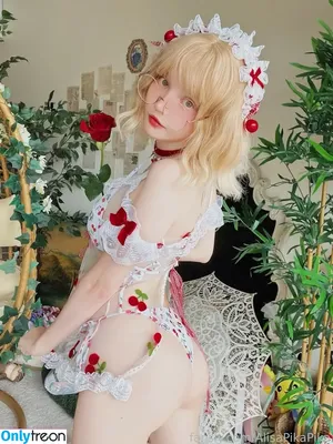 Rocksy Light / AlisaPikaPika / rocksylight nude photo #6121