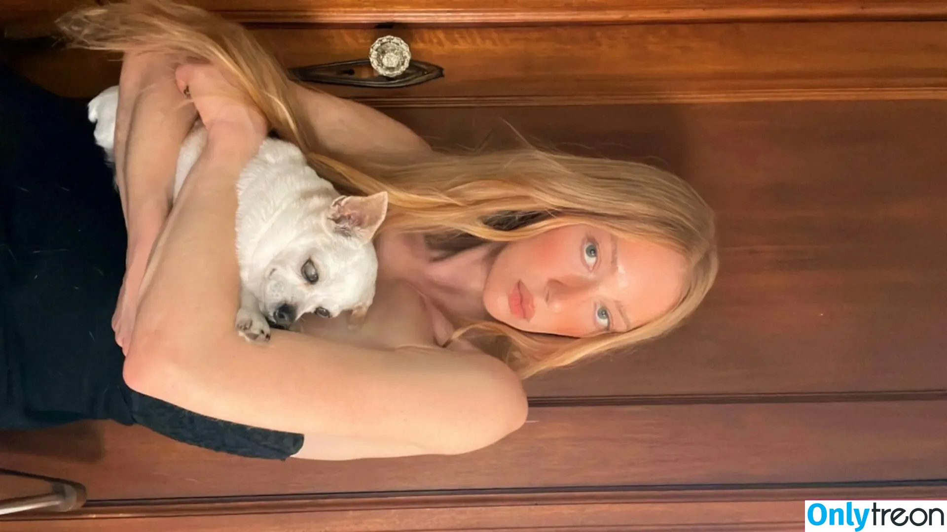 roisonheart nude photo #0087 (roisonheart)