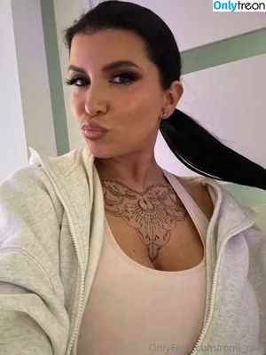 Romi Rain / romi_rain / romi_rain_6x nude photo #3202