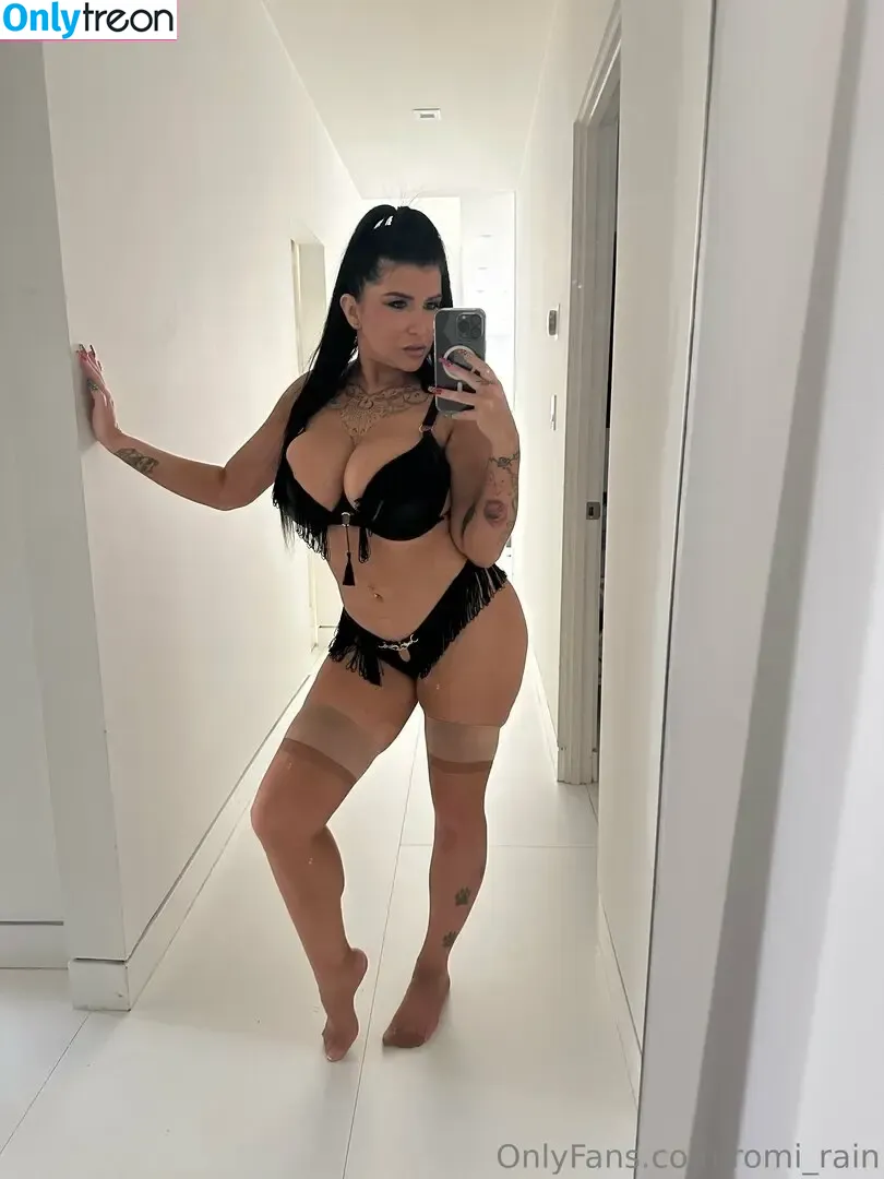 Romi Rain голая photo #3187 (romi_rain / romi_rain_6x)