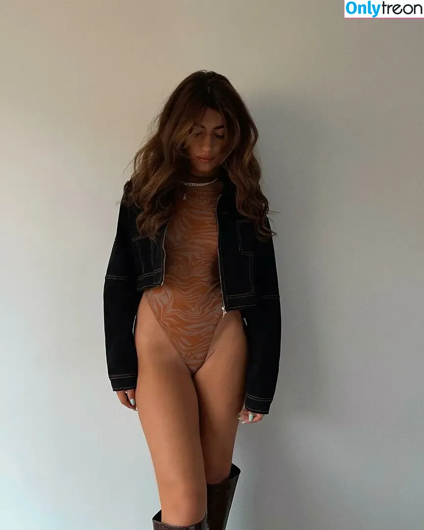 romitavlz nude photo #0069 (romitavlz)