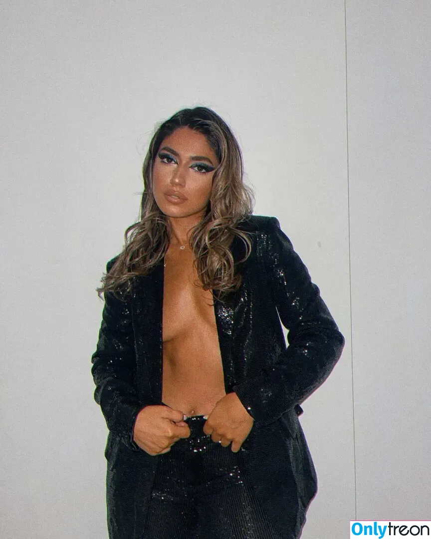 romitavlz nude photo #0079 (romitavlz)