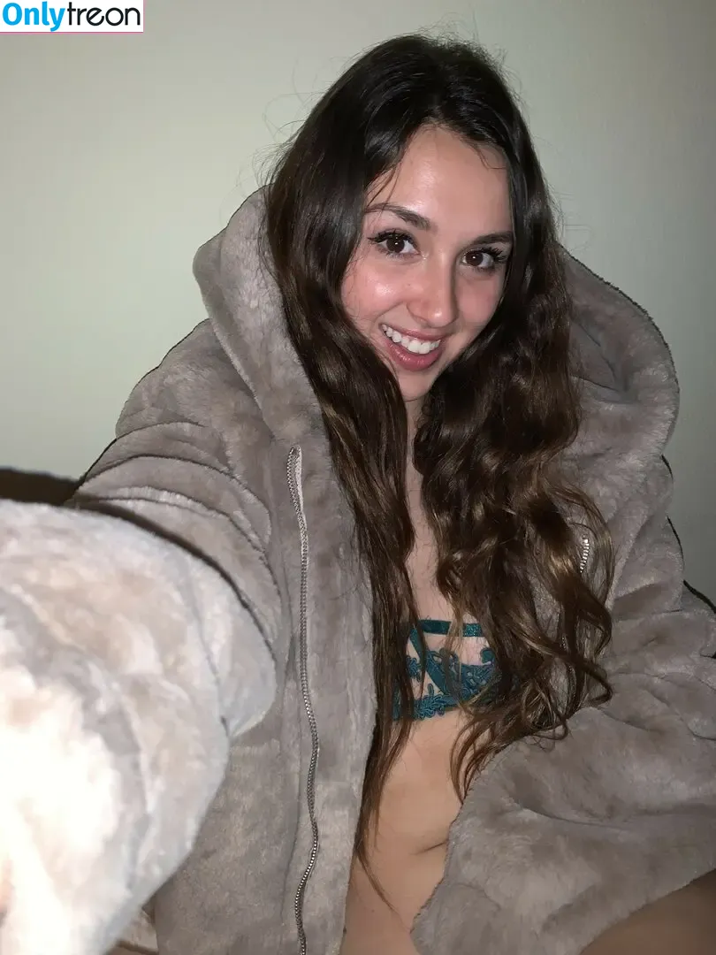 Ronisofine nude photo #0026 (Veronica Garcia / rynsofine_)