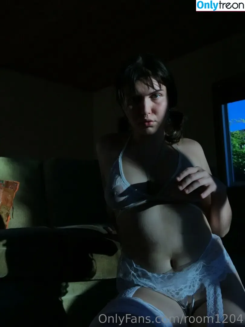 room1204 nude photo #0022 (room1204)
