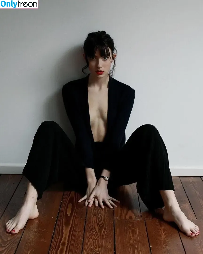 Rosa von Lobenstein nude photo #0007 (rosa_vonlobenstein)