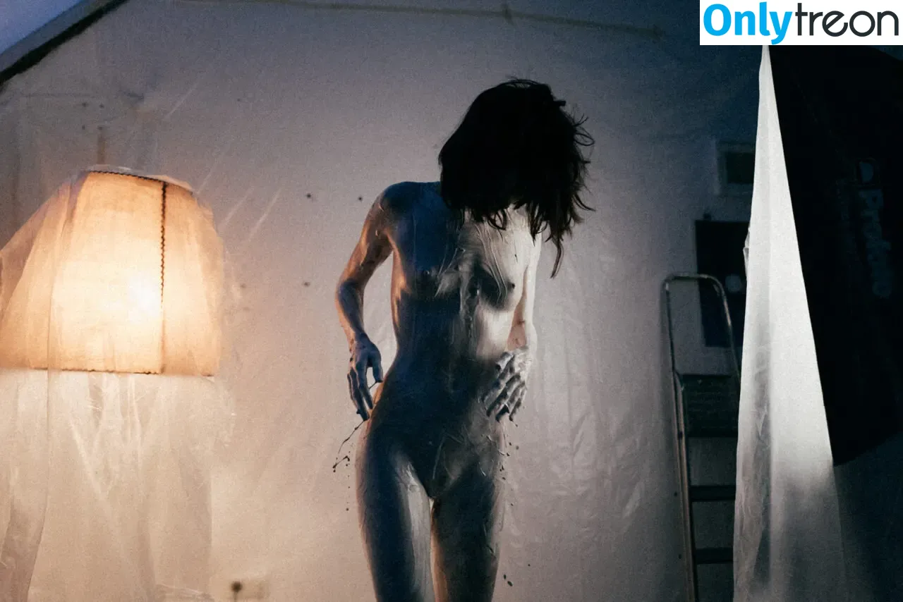 Rosa von Lobenstein nude photo #0028 (rosa_vonlobenstein)