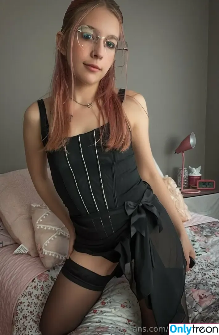rosalieduthe nude photo #0384 (rosalieduthe)