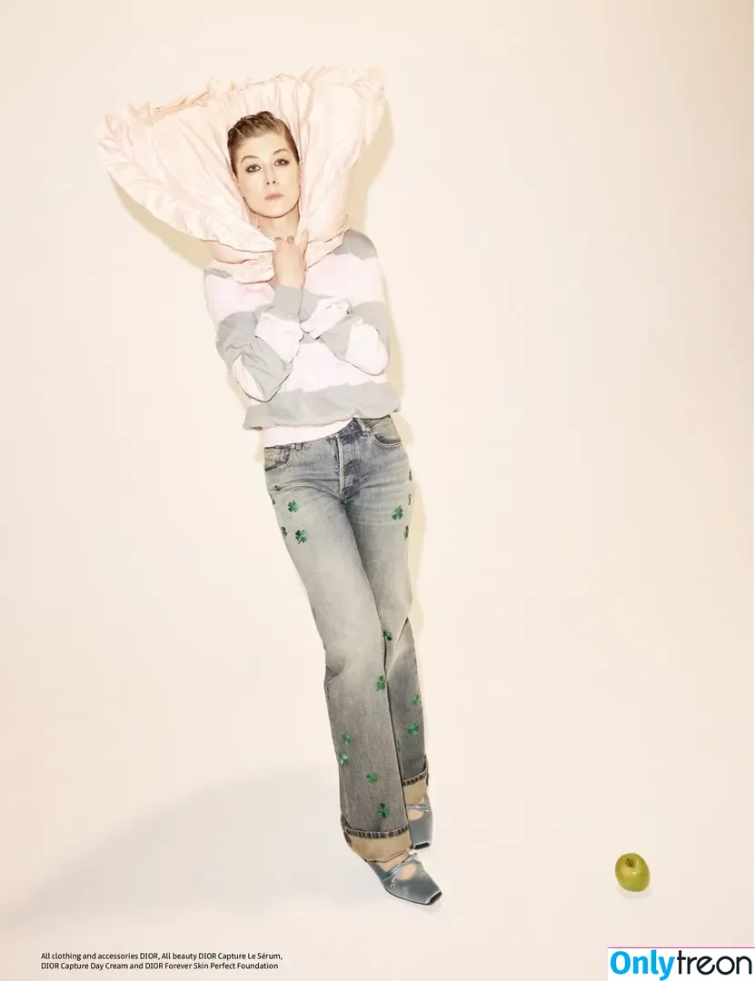 Rosamund Pike голая photo #0215 (mspike)