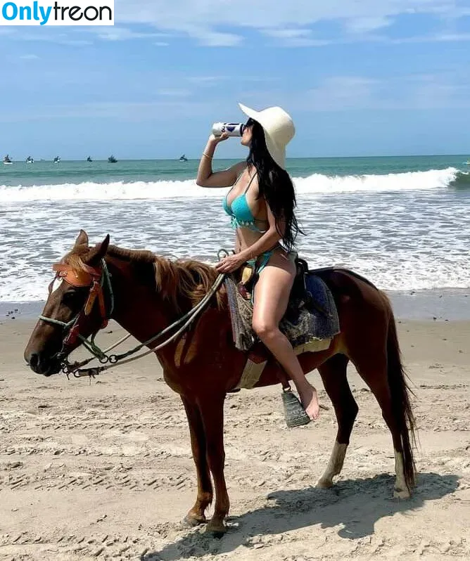 Rosangela Espinoza nude photo #0123 (rosangelaeslo)