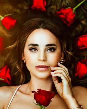 Rosanna Pansino / rosannapansino nude photo #0151