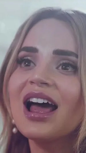 Rosanna Pansino / rosannapansino nude photo #0194