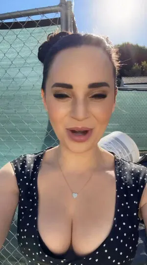 Rosanna Pansino / rosannapansino nude photo #0236