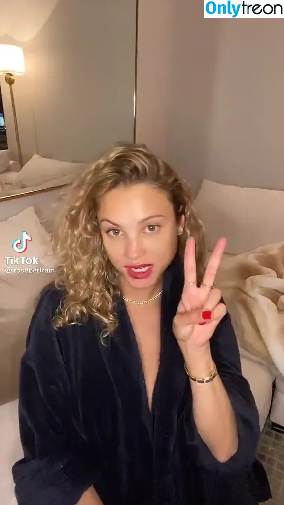 Rose Bertram nude photo #0016 (rose_bertram)