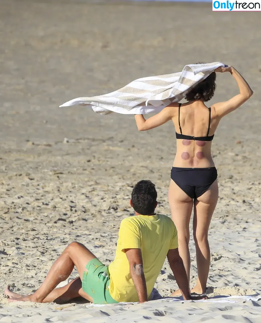 Rose Byrne nude photo #0421 (fullyrosebyrne)