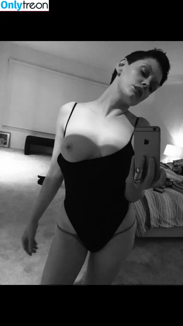 Rose Mcgowan nude photo #0016 (rosemcgowan)