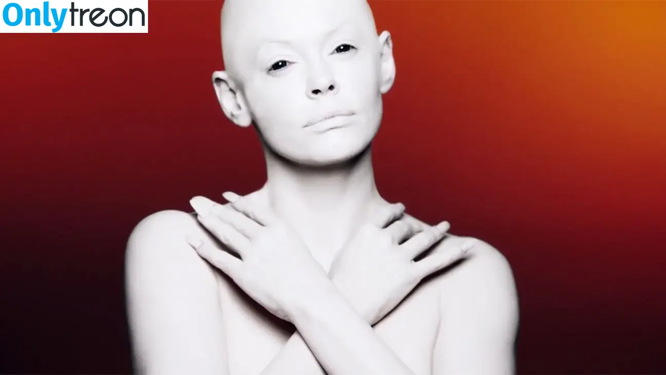 Rose Mcgowan nude photo #0431 (rosemcgowan)