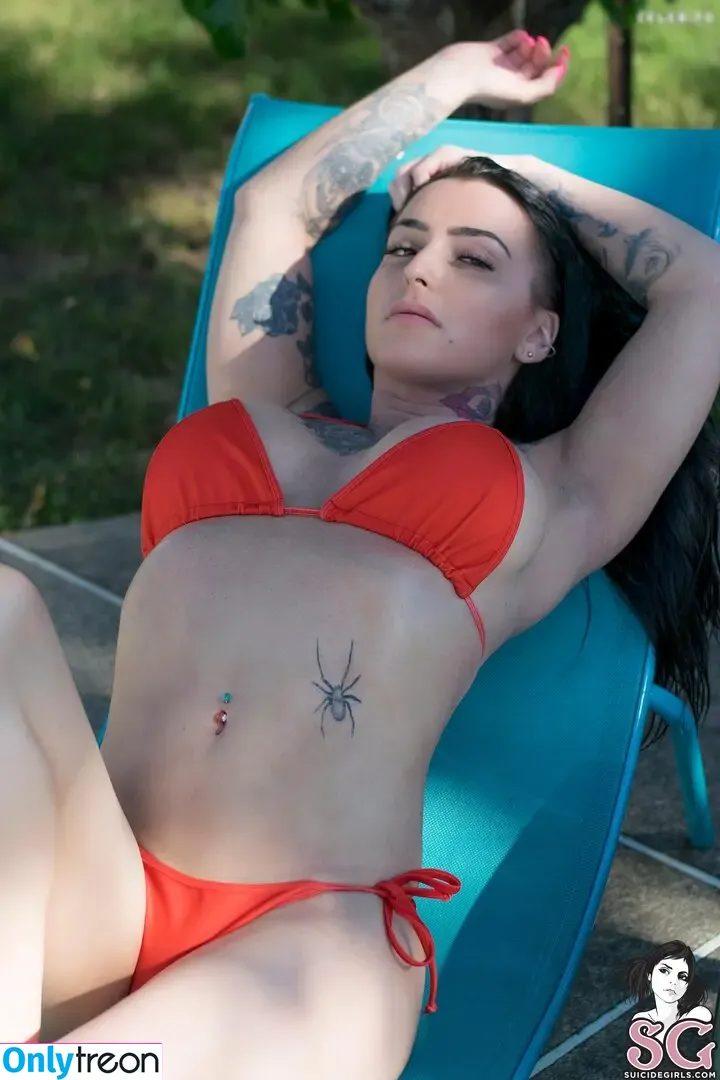 Roselynesimone nude photo #0043 (madlaforest)