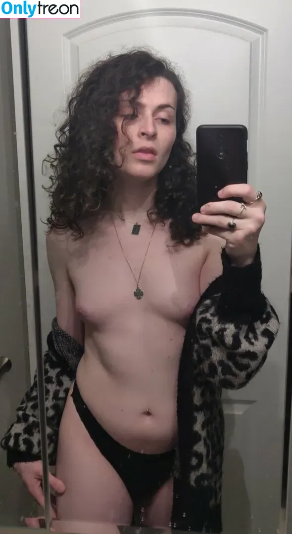 Rosemary's Bimbolina nude photo #0004 (Ophélie / urwhiney_bitch)