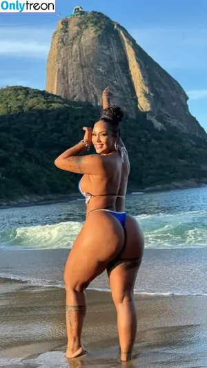 Rosiane Pinheiro / rosianepinheir / rosianepinheiro / rosypinheirotrans nude photo #1482