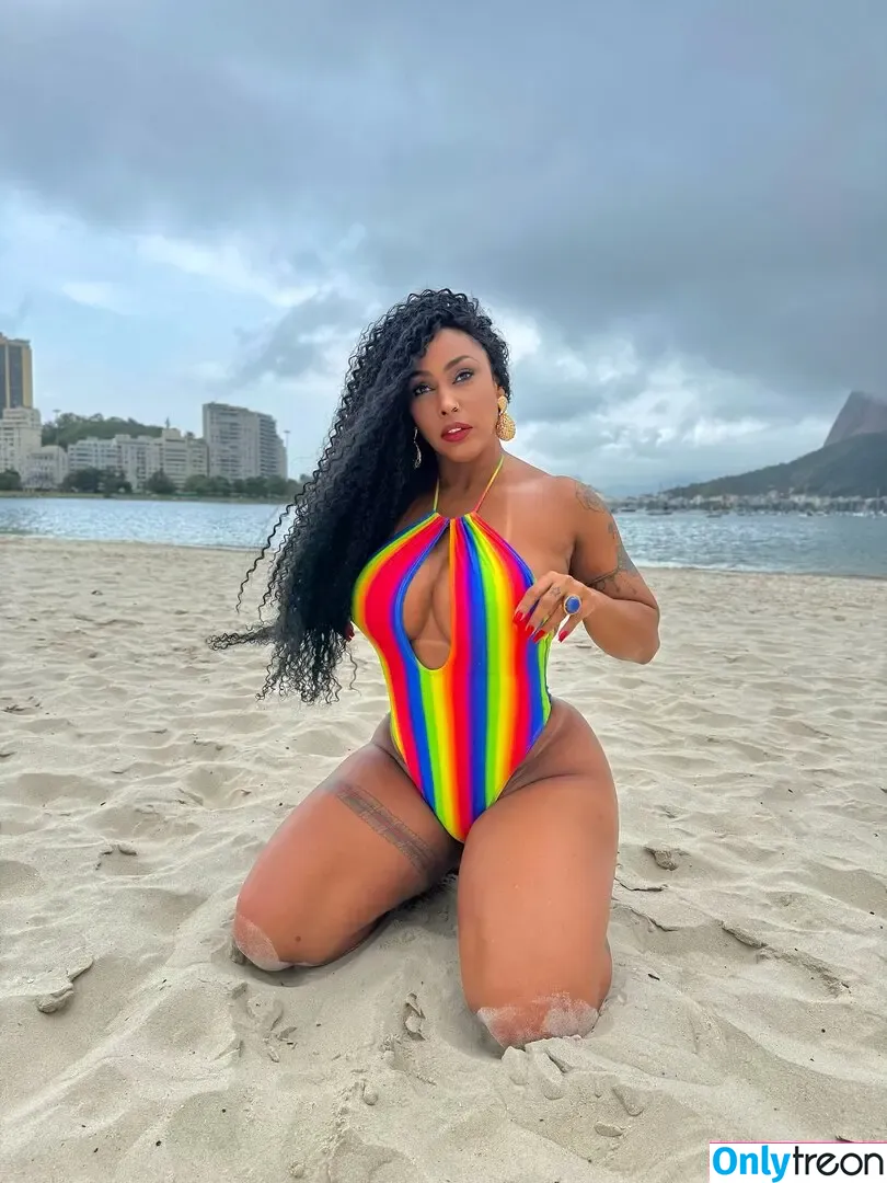 Rosiane Pinheiro nude photo #1606 (rosianepinheir / rosianepinheiro / rosypinheirotrans)