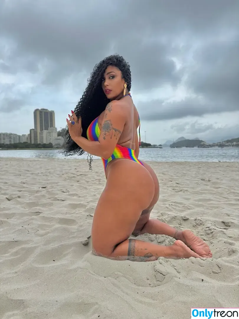 Rosiane Pinheiro nude photo #1607 (rosianepinheir / rosianepinheiro / rosypinheirotrans)