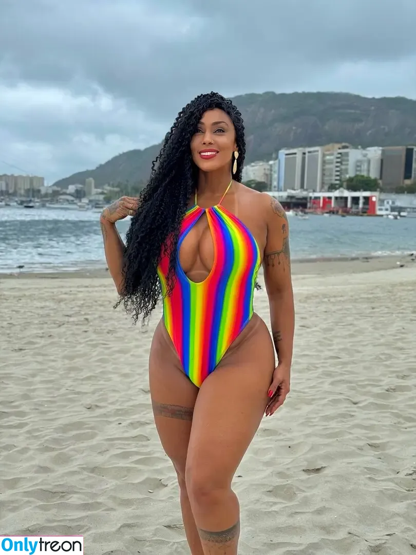 Rosiane Pinheiro nude photo #1608 (rosianepinheir / rosianepinheiro / rosypinheirotrans)