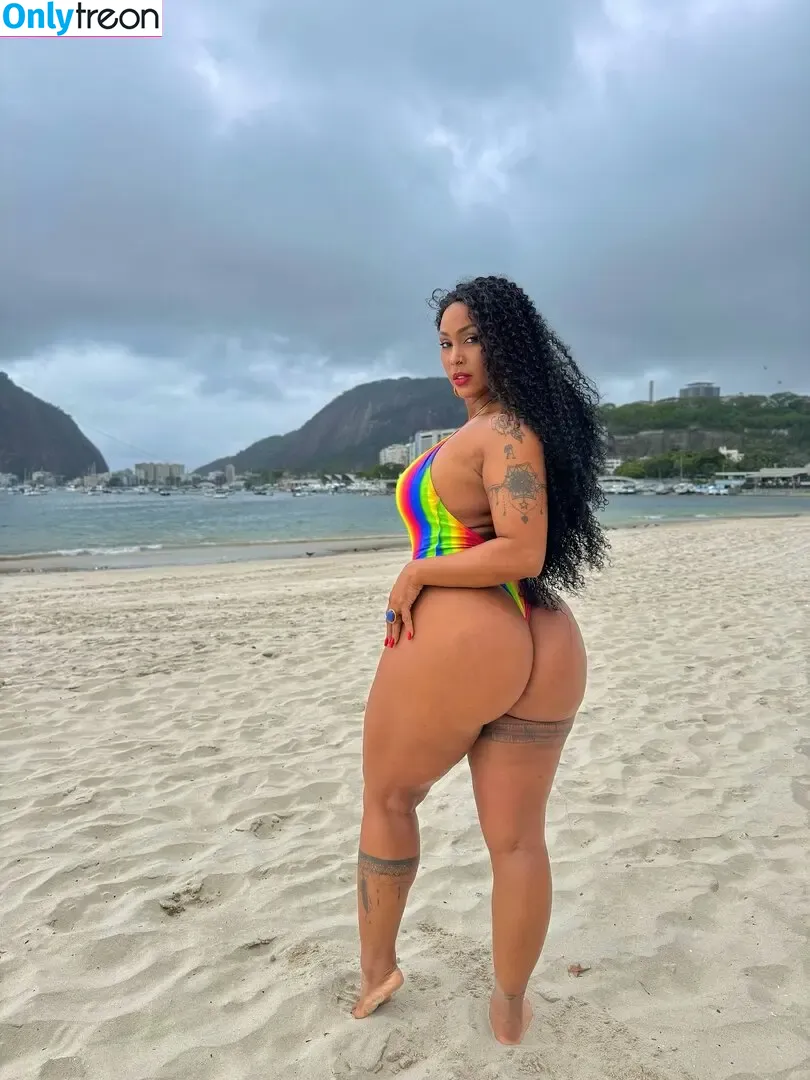Rosiane Pinheiro nude photo #1609 (rosianepinheir / rosianepinheiro / rosypinheirotrans)