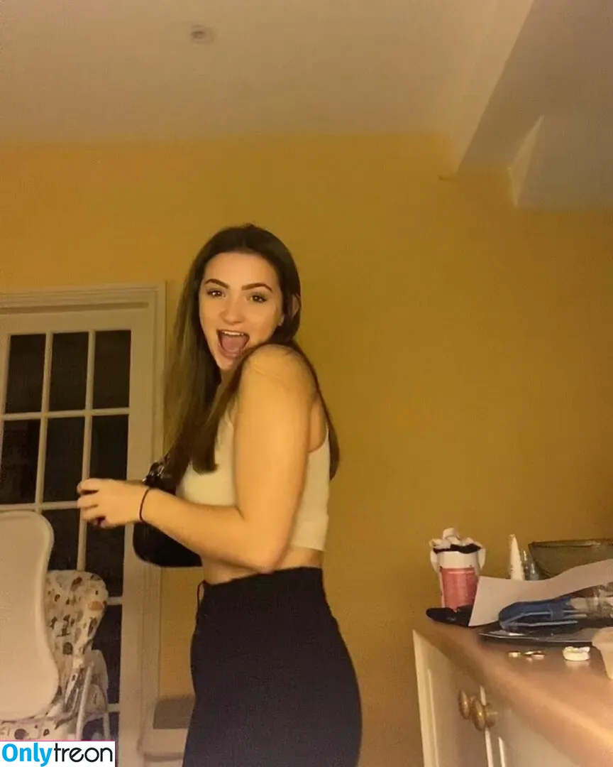Rosie Bentham nude photo #0023 (Gaby Emmerdale / rosie_bentham)