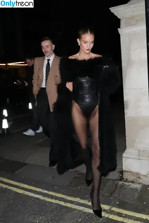Rosie Huntington-Whiteley / rosiehw nude photo #1422