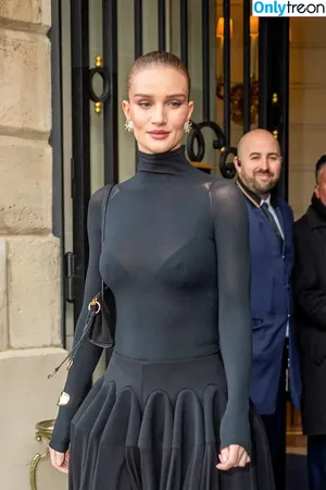 Rosie Huntington-Whiteley / rosiehw фото голая #1462