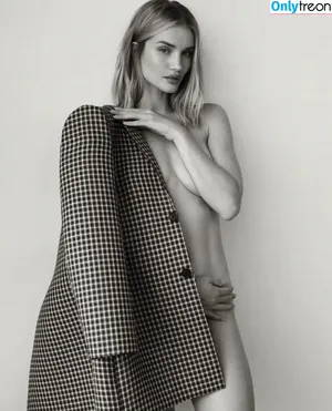 Rosie Huntington-Whiteley / Rosie Huntington Whiteley / rosiehw фото голая #1539