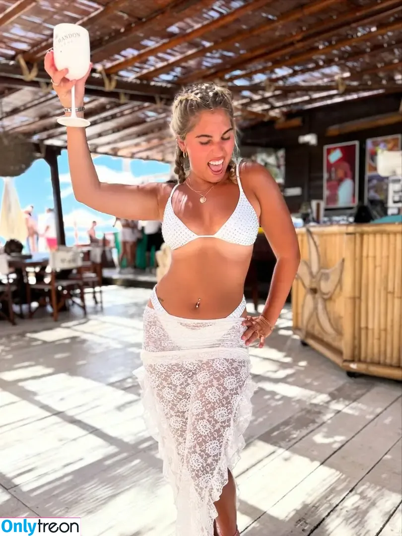 Rosie McClelland голая photo #0765 (ghost13girl / rosiergm)