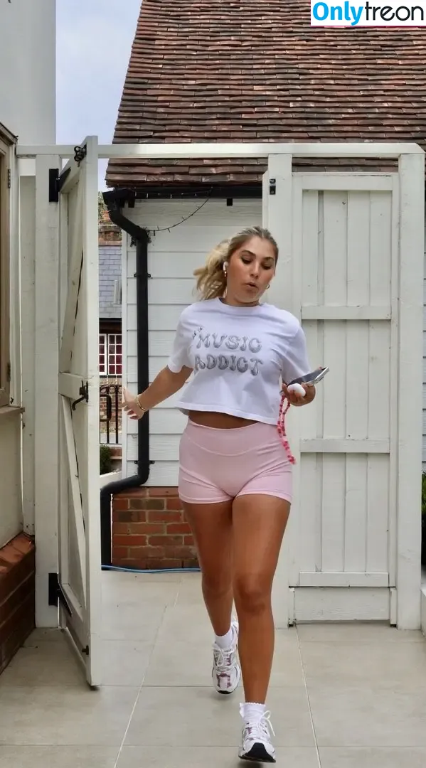 Rosie McClelland голая photo #0767 (ghost13girl / rosiergm)