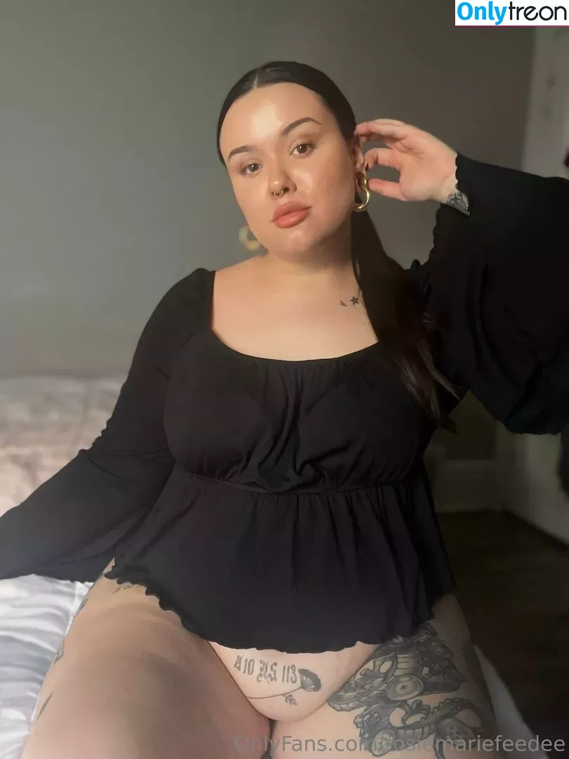 rosiemariefeedee nude photo #0052 (rosiemarie)