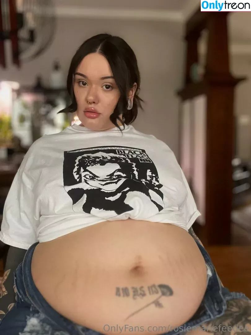 rosiemariefeedee nude photo #0088 (rosiemarie)