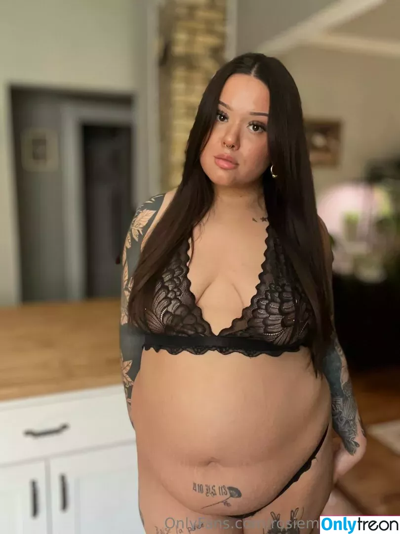 rosiemariefeedee nude photo #0126 (rosiemarie)