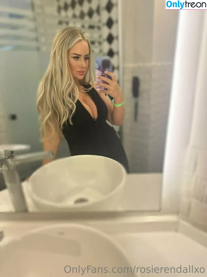 rosierendallxo голая photo #0126 (rosie_rendallx)