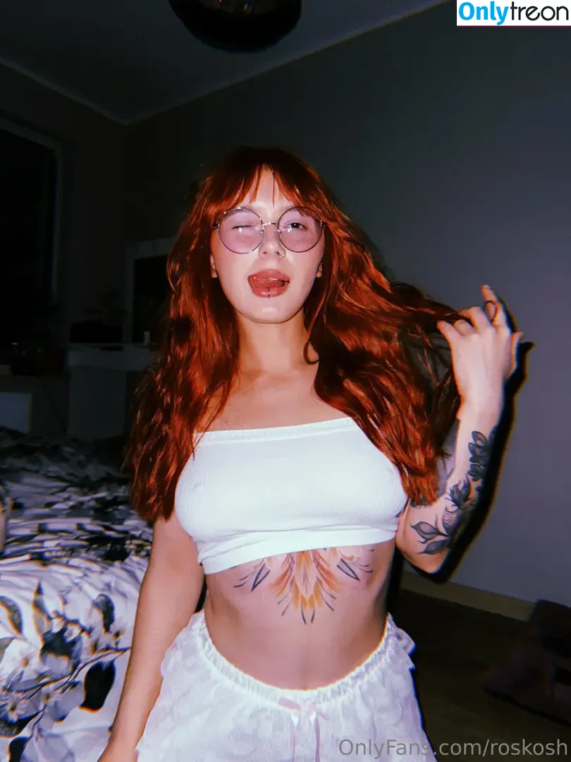 roskosh nude photo #0325 (roskosh_official)